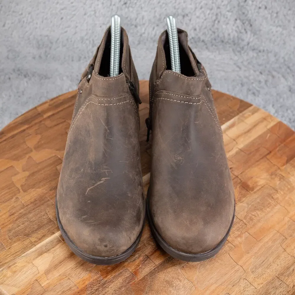 Clarks Charlten Grace Ankle Boots Womens Sz 8.5  Taupe Oily Leather‎ Side Zip
